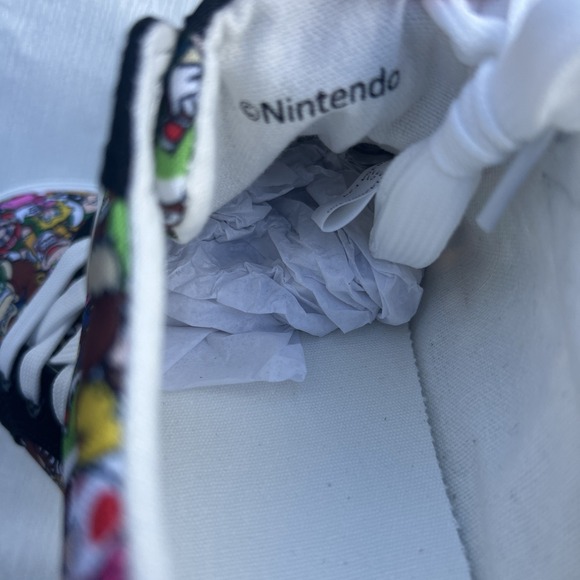 GroundUp Big Kids Size 3 Super Mario Brothers Vans Style Lace Up Shoes - Picture 7 of 8